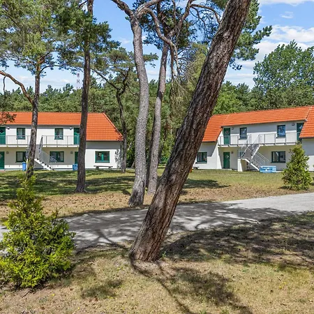 3 Bedroom In Apartment *