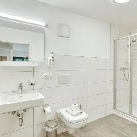 3 Bedroom In Apartment Altenkirchen (Mecklenburg-Vorpommern)