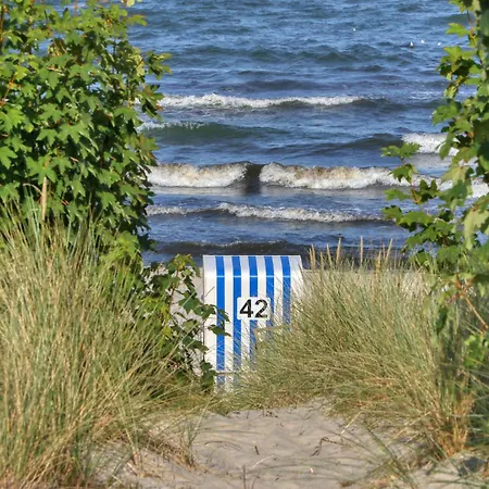 Apartment 3 Bedroom In Altenkirchen (Mecklenburg-Vorpommern)
