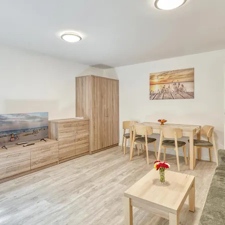 3 Bedroom In * Altenkirchen (Mecklenburg-Vorpommern)
